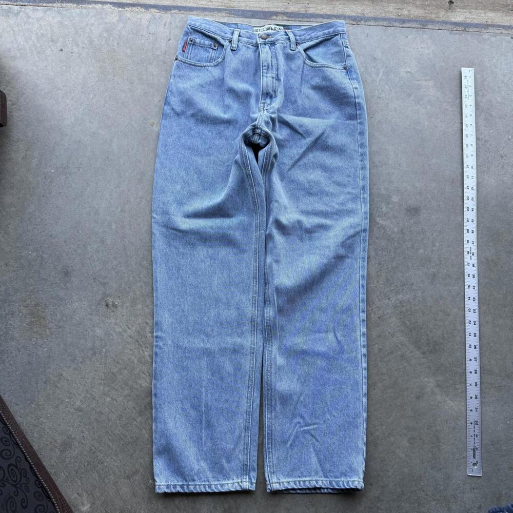 VTG Y2K loose light wash blue jeans size 31 x 30 essentials